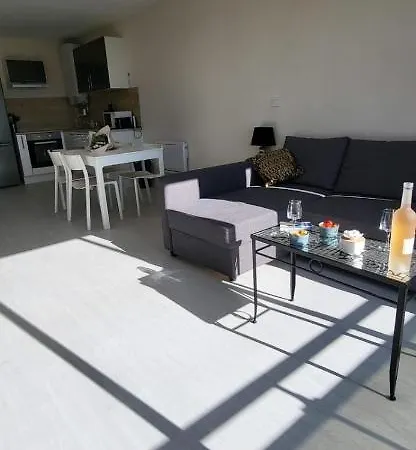 Marie Galante La Au Bout Du Chemin ! Apartamento Le Grau-du-Roi